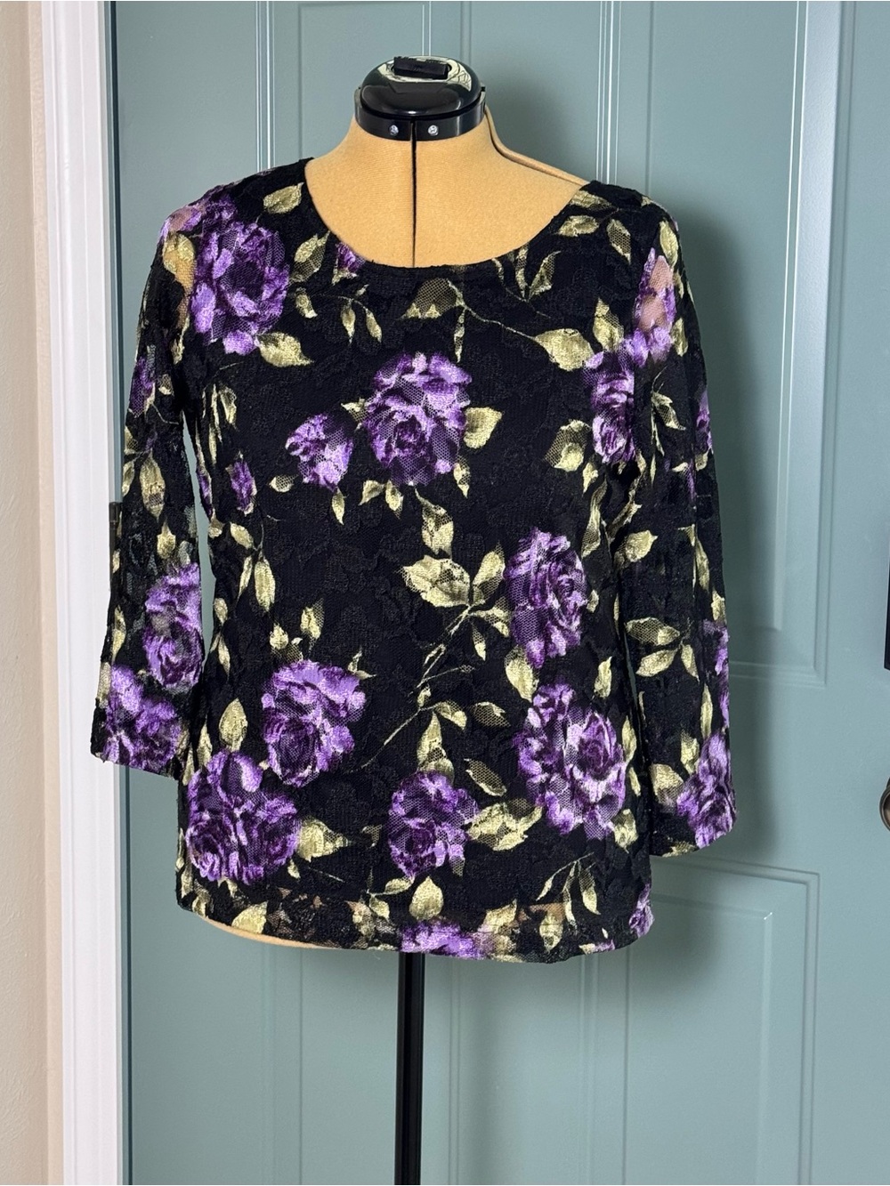 Purple Floral Lace Overlay Top Size Large